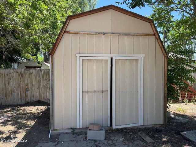 1465 Central Avenue, Lovelock, NV 89419