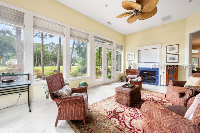 14 Larium Pl, Hilton Head Island, SC 29926