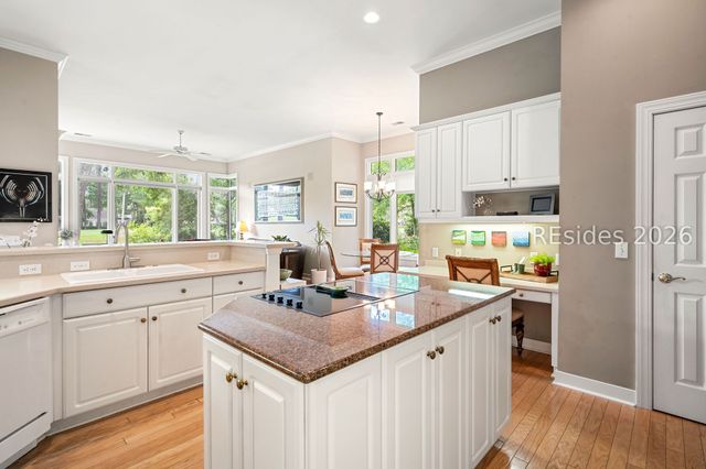 14 Larium Pl, Hilton Head Island, SC 29926