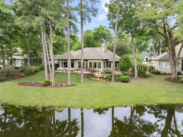 14 Larium Pl, Hilton Head Island, SC 29926