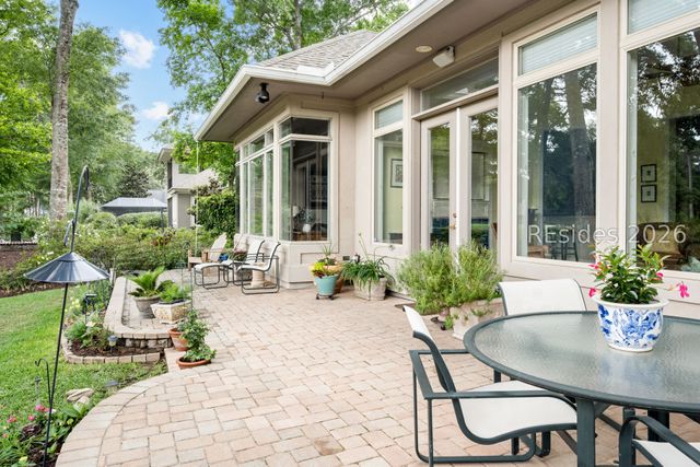 14 Larium Pl, Hilton Head Island, SC 29926