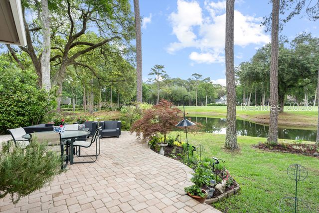 14 Larium Pl, Hilton Head Island, SC 29926