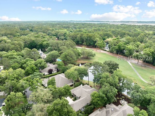 14 Larium Pl, Hilton Head Island, SC 29926