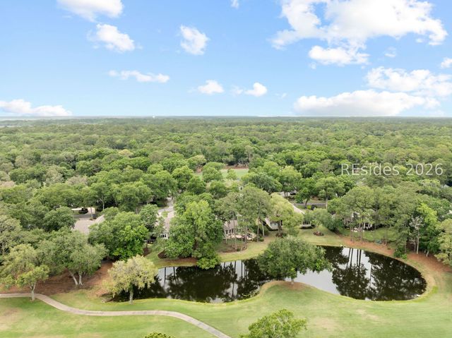 14 Larium Pl, Hilton Head Island, SC 29926