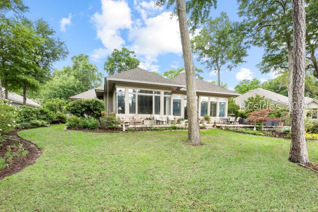 14 Larium Pl, Hilton Head Island, SC 29926