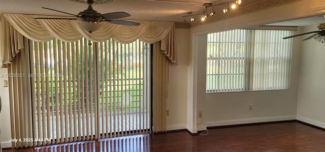 1300 Saint Charles Place L19, Pembroke Pines, FL 33026