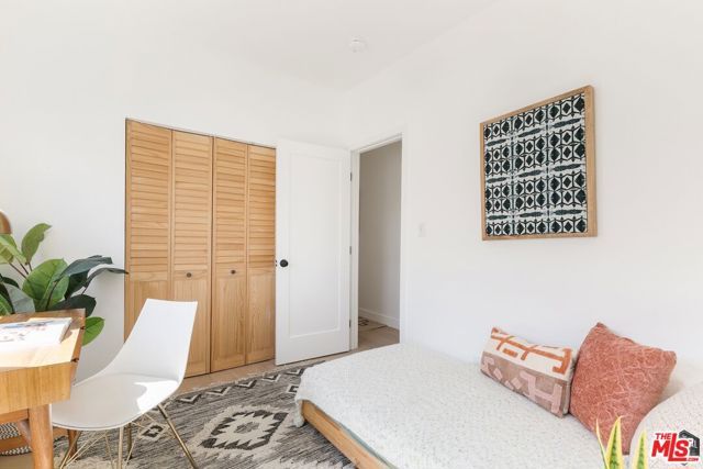 5847 Ernest Avenue, Los Angeles, CA 90034