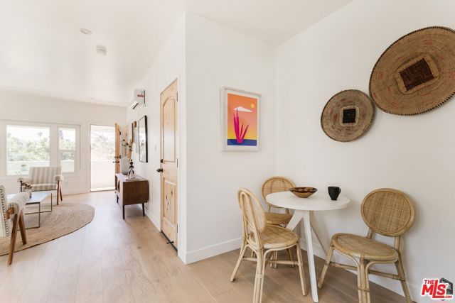 5847 Ernest Avenue, Los Angeles, CA 90034