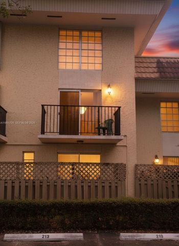 8500 SW 109th Ave 6-207, Miami, FL 33173