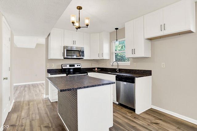 7754 Evian Drive, Indianapolis, IN 46236