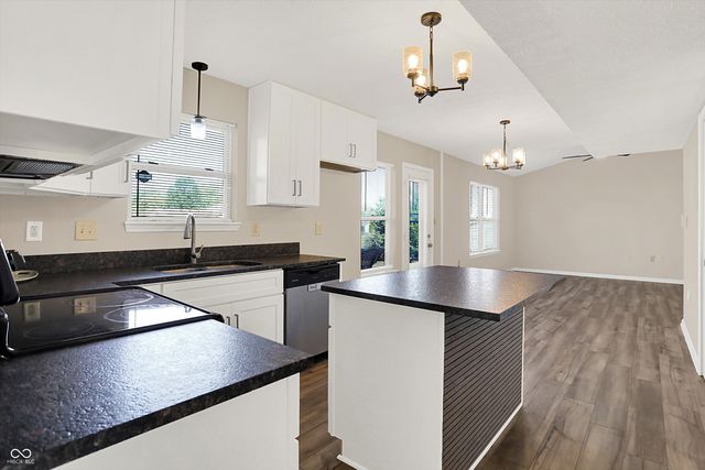 7754 Evian Drive, Indianapolis, IN 46236