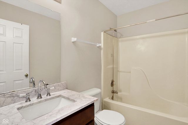 7754 Evian Drive, Indianapolis, IN 46236