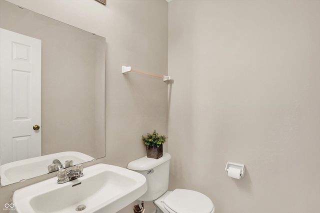 7754 Evian Drive, Indianapolis, IN 46236