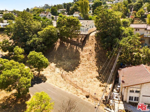 4001 N College Crest Dr., Los Angeles, CA 90065