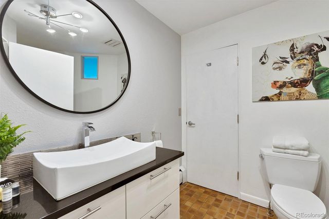 6681 S Abilene Way, Centennial, CO 80111