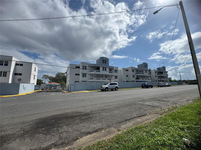 650 AVE. CECILIANA, San Juan, PR 00926