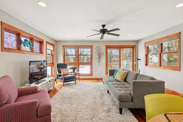 219 Morgan Avenue N, Minneapolis, MN 55405