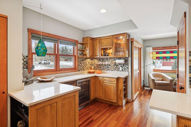 219 Morgan Avenue N, Minneapolis, MN 55405