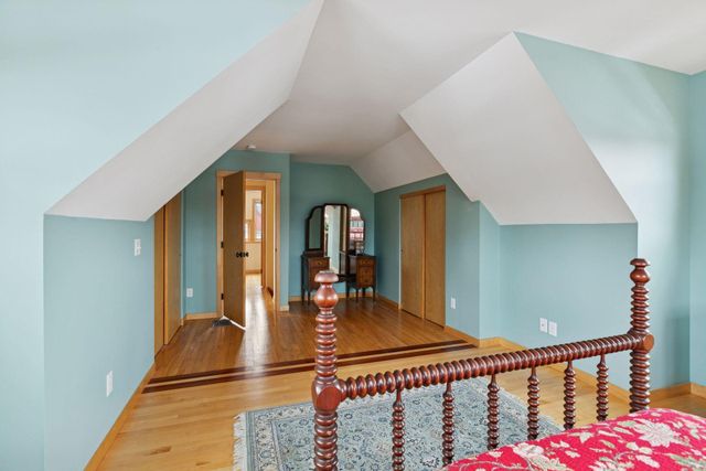 219 Morgan Avenue N, Minneapolis, MN 55405