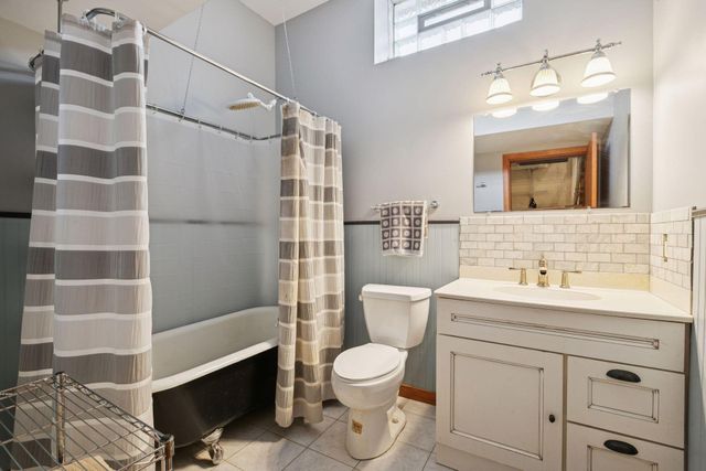 219 Morgan Avenue N, Minneapolis, MN 55405