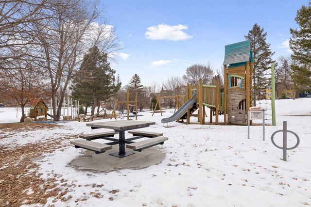 219 Morgan Avenue N, Minneapolis, MN 55405