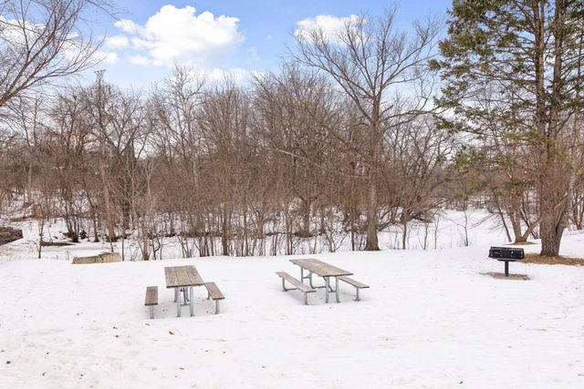 219 Morgan Avenue N, Minneapolis, MN 55405