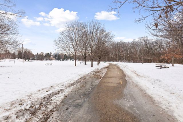 219 Morgan Avenue N, Minneapolis, MN 55405