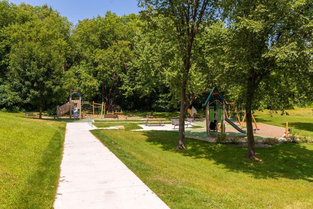 219 Morgan Avenue N, Minneapolis, MN 55405