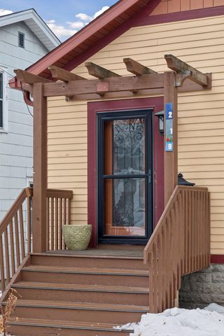 219 Morgan Avenue N, Minneapolis, MN 55405