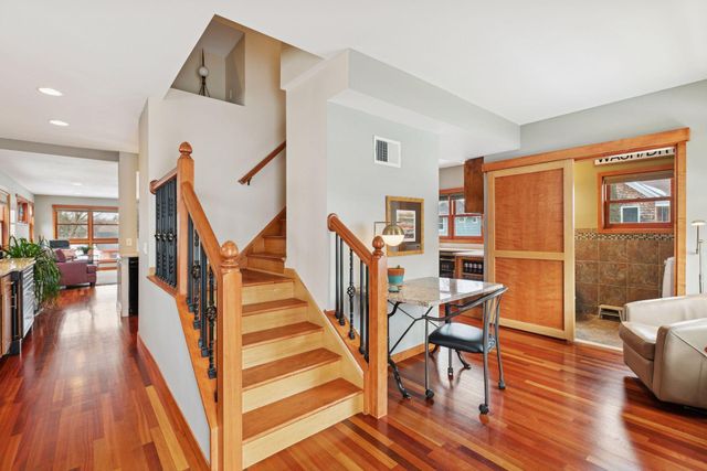 219 Morgan Avenue N, Minneapolis, MN 55405