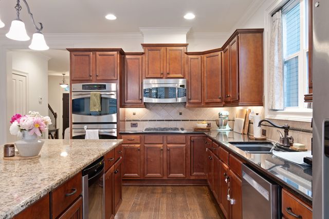 1175 Westhaven Blvd, Franklin, TN 37064