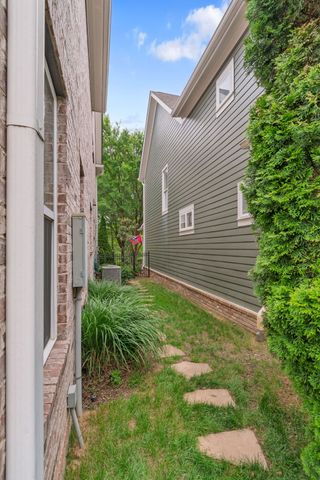 1175 Westhaven Blvd, Franklin, TN 37064