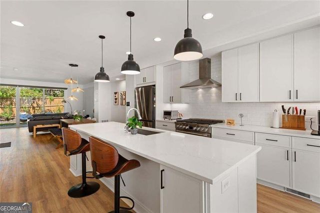 1631 Overlook Way NW, Atlanta, GA 30318