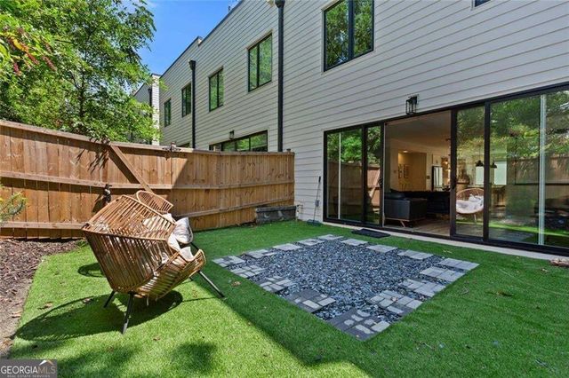 1631 Overlook Way NW, Atlanta, GA 30318