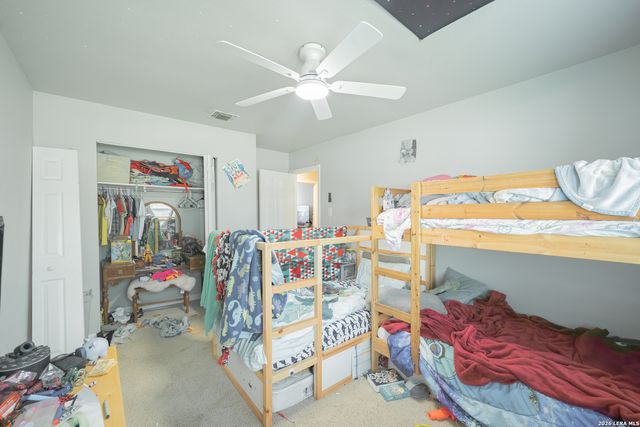 9715 SUGARLOAF DR, San Antonio, TX 78245