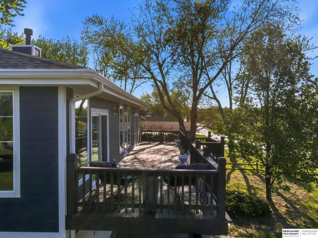 1702 Dunbar Drive, Plattsmouth, NE 68048