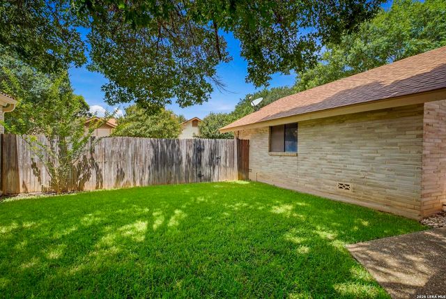 3711 HUNTERS CIR, San Antonio, TX 78230