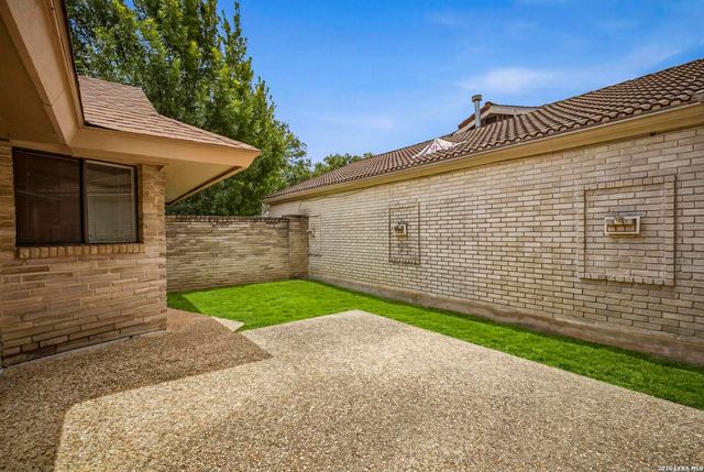 3711 HUNTERS CIR, San Antonio, TX 78230