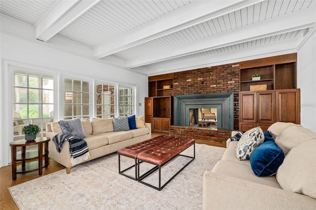 7216 NW 20TH PLACE, Gainesville, FL 32605