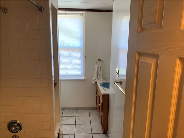 787 Guys Run Rd, Harmar, PA 15238