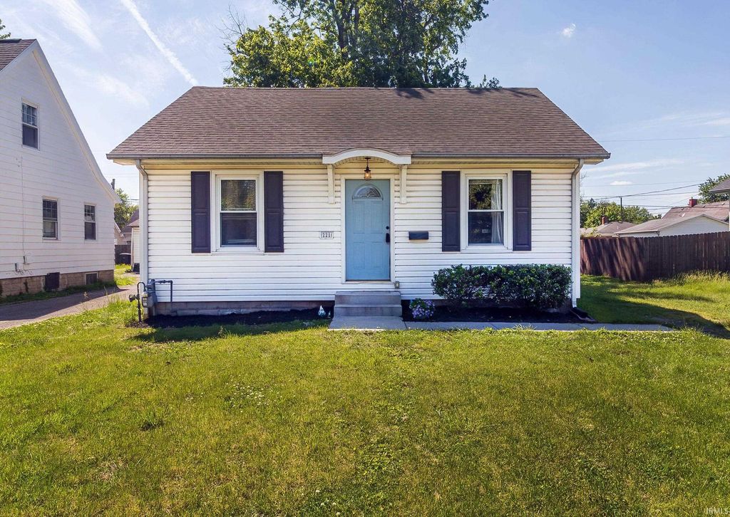 221 Vann Avenue, Evansville, IN 47714