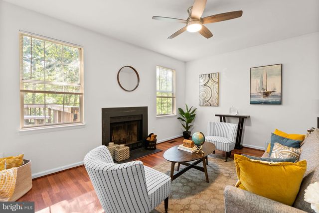 9704 STANTON HALL CT, Gaithersburg, MD 20882