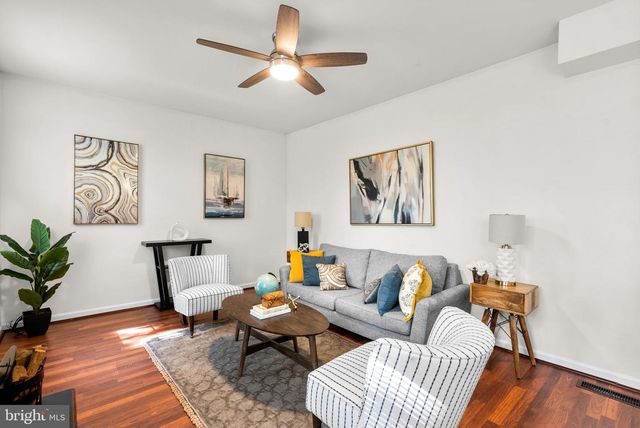 9704 STANTON HALL CT, Gaithersburg, MD 20882