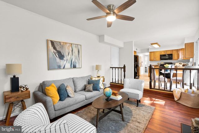 9704 STANTON HALL CT, Gaithersburg, MD 20882