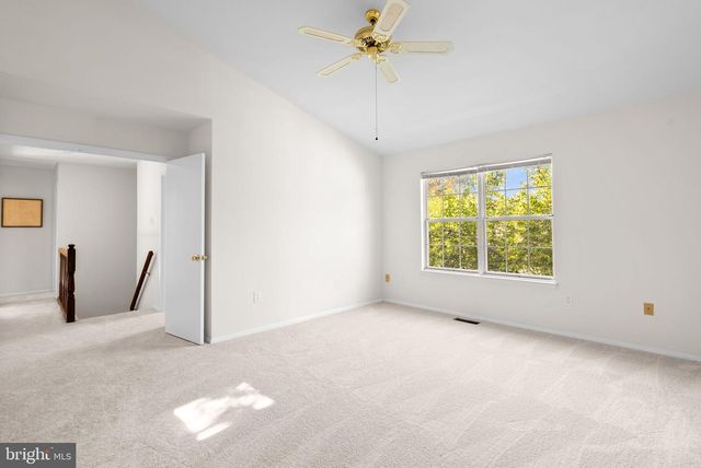 9704 STANTON HALL CT, Gaithersburg, MD 20882