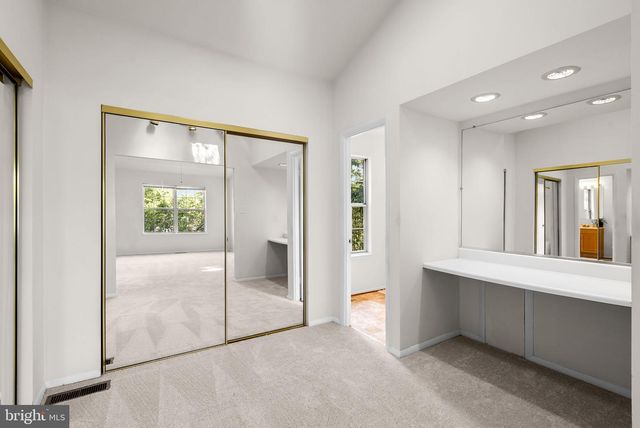 9704 STANTON HALL CT, Gaithersburg, MD 20882