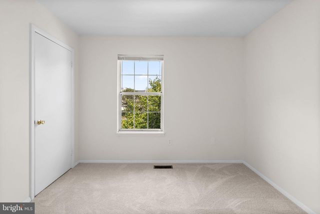 9704 STANTON HALL CT, Gaithersburg, MD 20882