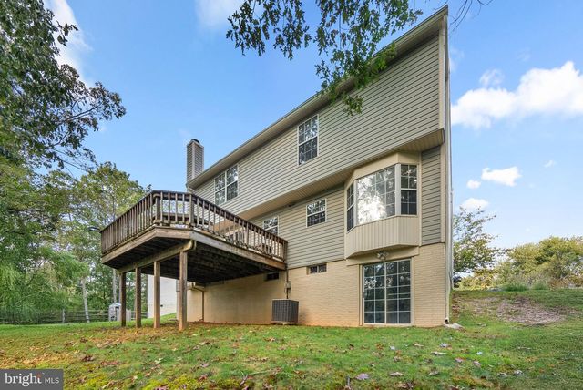 9704 STANTON HALL CT, Gaithersburg, MD 20882