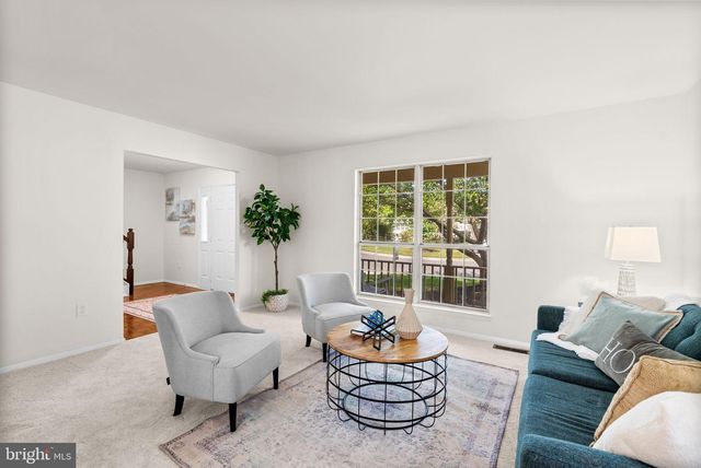 9704 STANTON HALL CT, Gaithersburg, MD 20882