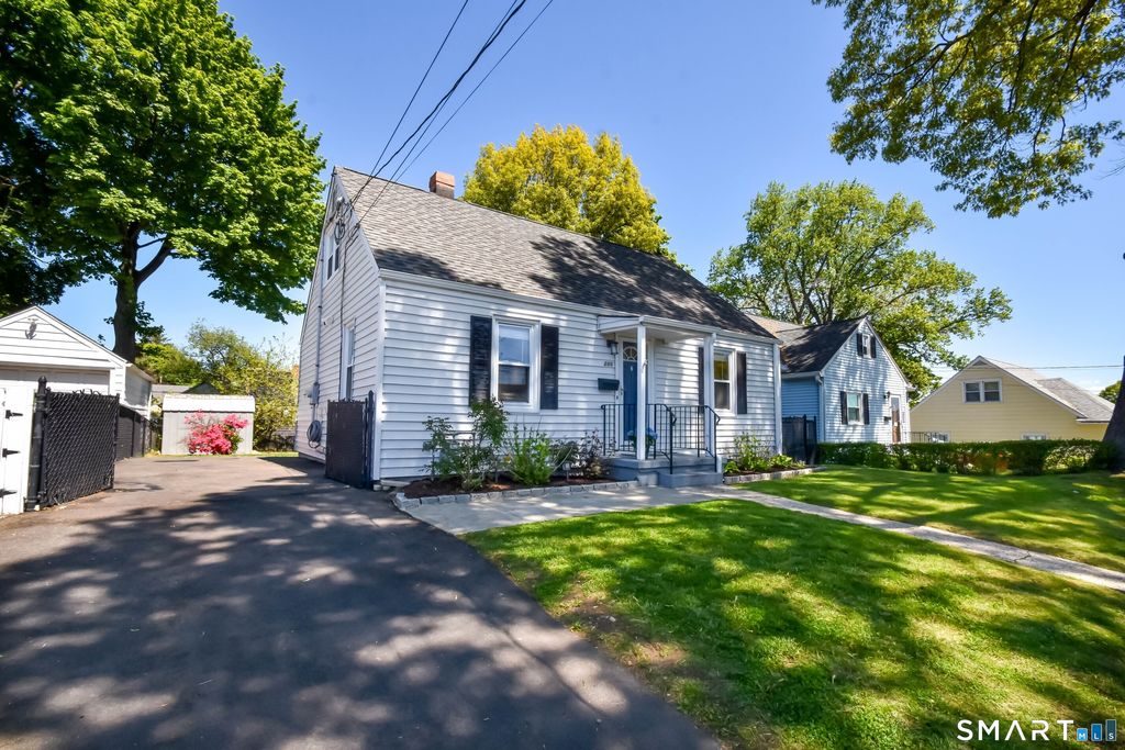 286 Ruth Street, Bridgeport, CT 06606